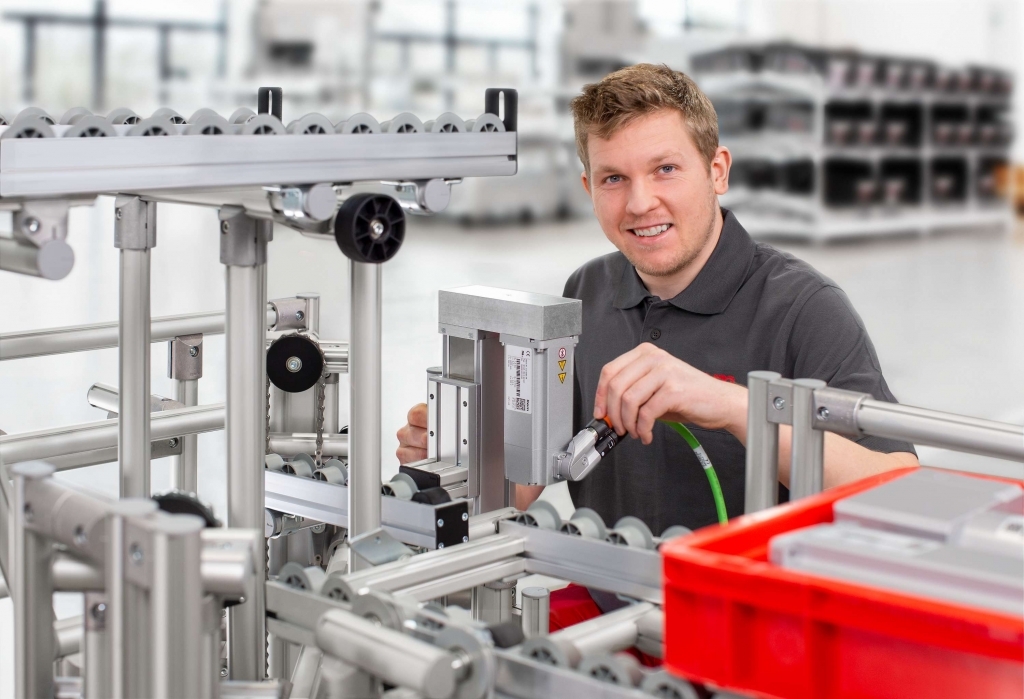 Linear Technology with item