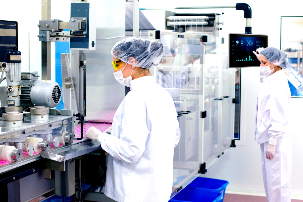 Darveen Introduces Comprehensive Stainless Steel Panel PCs and Monitors for Demanding Industrial Applications