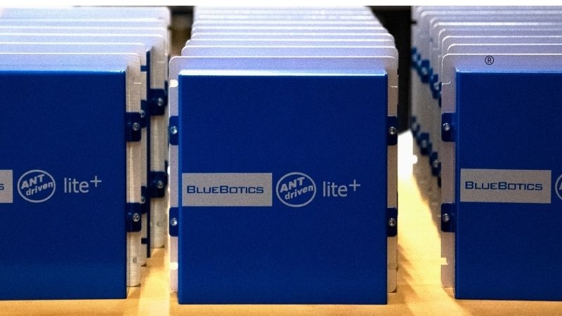 BlueBotics ranked top 3 market leader in industrial robotics for material handling
