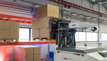 ABB Robotics completes its AI-powered Visual SLAM AMR portfolio with new autonomous forklift