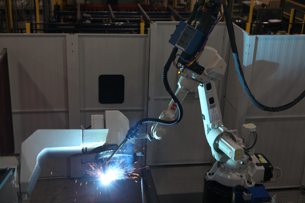 Meet the Midwest Engineered Systems Welding Team