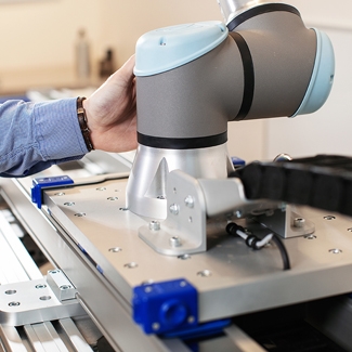 7th Axis Movotrak Cobot Transfer Unit Image