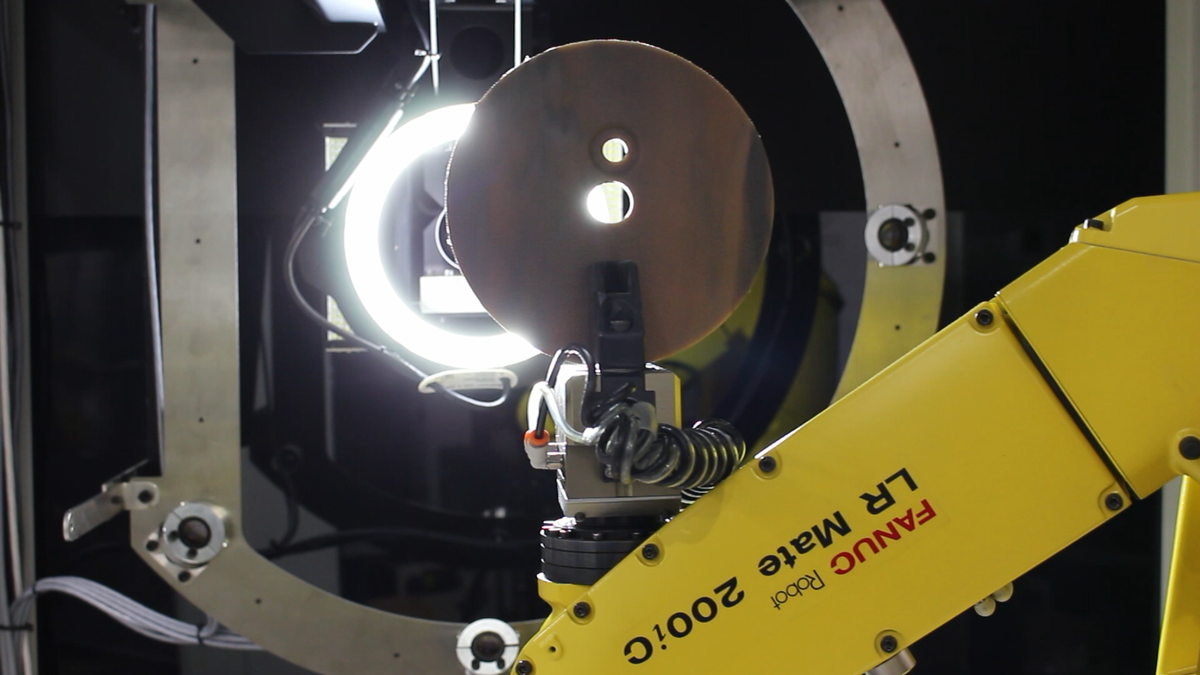 Plastic Robotic Visual Inspection by AV&R
