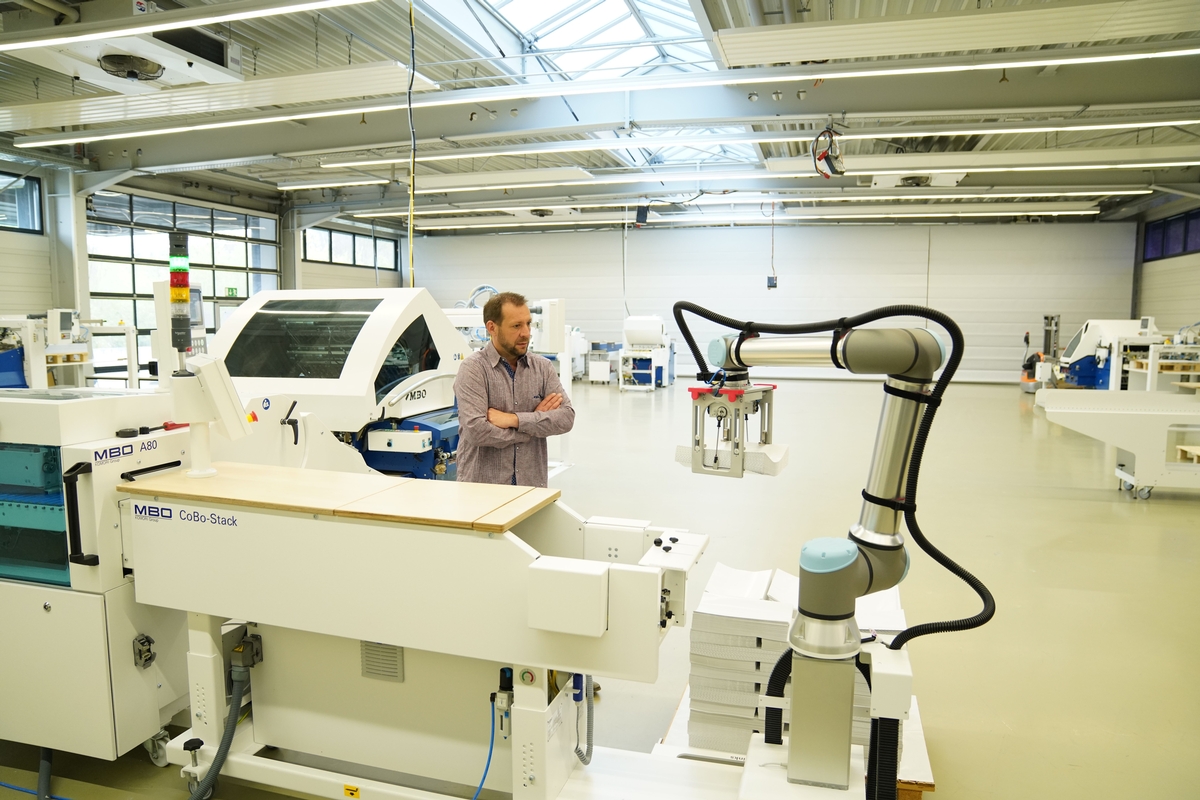Universal Robots Unveils Enhanced UR10e with 25% Greater Payload