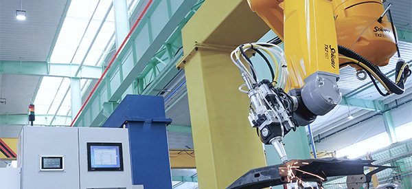 See It at FABTECH 2023: Stäubli Robotics Brings Peak Precision to Metal Fabrication