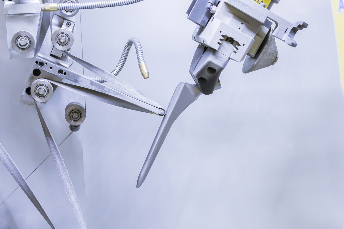 Game Changer Innovation for Hip Implant Manufacturers