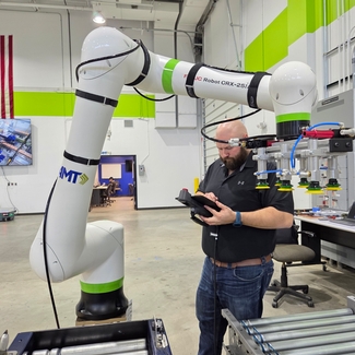 FANUC CRX-30iA Collaborative Robot Palletizer Image