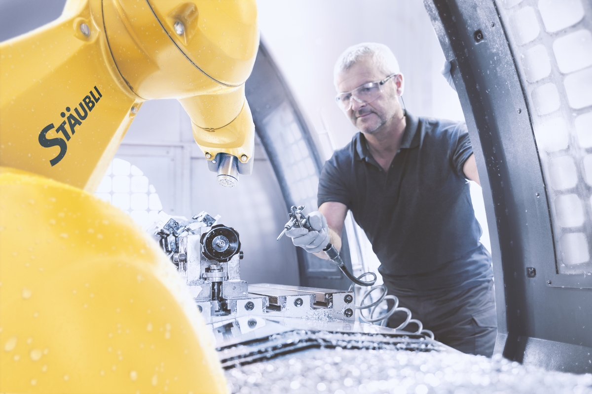 Stäubli Robotics to Show Groundbreaking Manufacturing Technologies at IMTS 2022 in Chicago