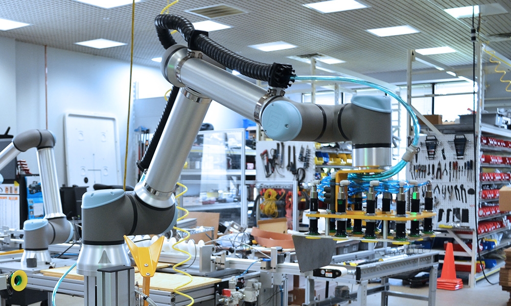 Collaborative Robot Packaging Automation