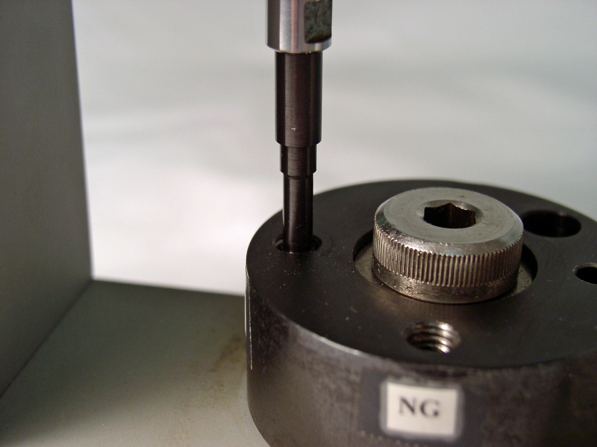 Smart Electric Actuators Address Carpal Tunnel Problems in QC