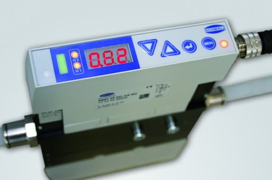 Display for adjustment and indication: The compact ejectors SCPi and SMPi are clear and easily to operate.