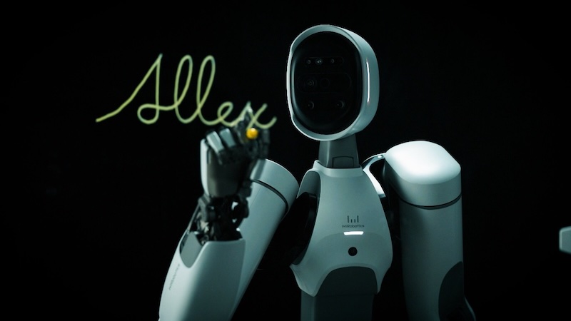 Wirobotics Humanoid draws on screen