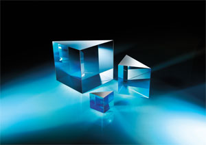 TECHSPEC Broadband Anti-Reflection (BBAR) Coated Right Angle Prisms