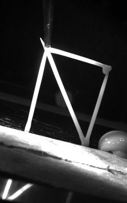 Figure: A finished truss structure in zero gravity - detail shot from the IDS camera [Image: AIMIS-FYT]