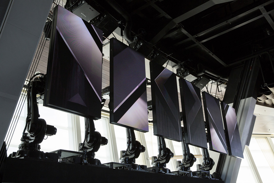 Royal Caribbean Cruise Lines, Robotic Arts and ABB Robotics join forces to debut groundbreaking RoboScreen® entertainment system