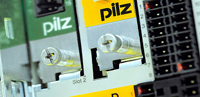 Automation safety with safety servo amplifier from Pilz