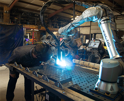A collaborative robot welding application kit brings seamless plug-and-play functionality to the shop floor. (Courtesy of Universal Robots)