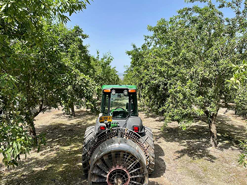 autonomous tractor
