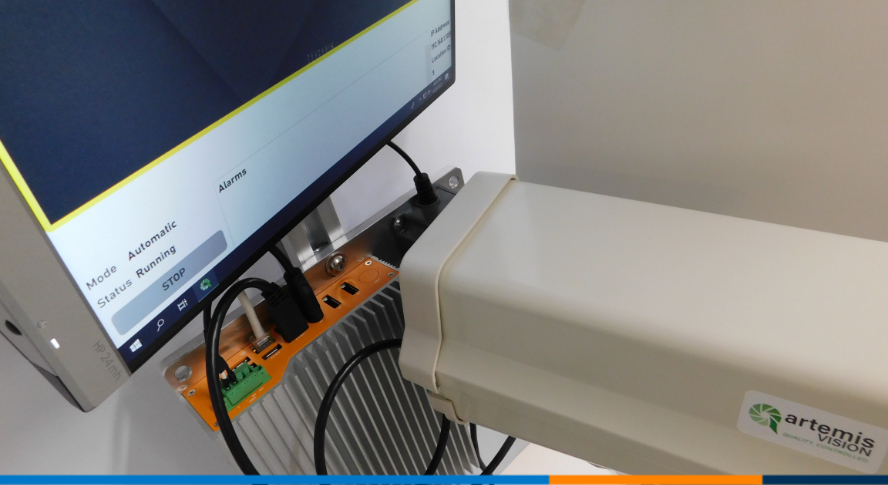 A photo of a camera used to scan barcodes and take photos of pallets - a solution by Artemis Vision