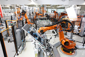 Automated assembly lines from KUKA Systems outfit Canada’s largest solar panel plant
