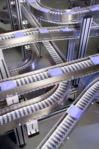 Long sweep curves and multiple options for radius, angle, and configuration offer packaging operations worry free and gentle product handling.