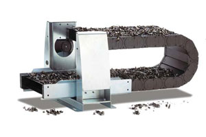 igus Guidelock provides total chip protection for machine tools