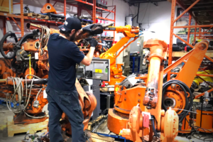 Robotics maintenance online