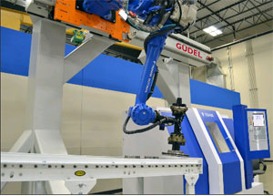 TMO Trackmotion Extends Work Envelope for Yaskawa MH50 Robot on Linear 7th Axis