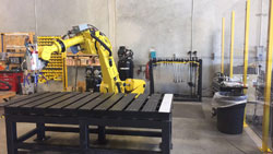  Fanuc R-2000-IA/200-FO six axis robot programmed with OCTOPUZ software - sample