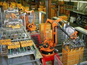 Robotic cell in a warehouse