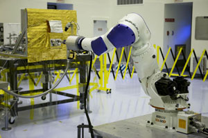 Yaskawa Motoman Robots Participate in NASA Teleoperation Test to Develop Robotic Refueling Technologies 